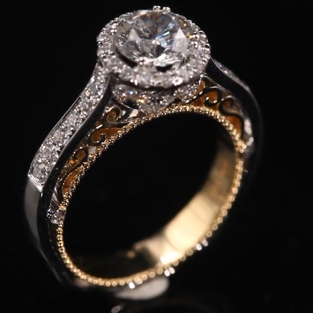 New Luxurious Flower Design Moissanite Engagement Ring