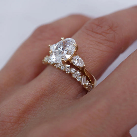 New Arrival 3CT Oval Cut Moissanite Triple Stackable Ring Set