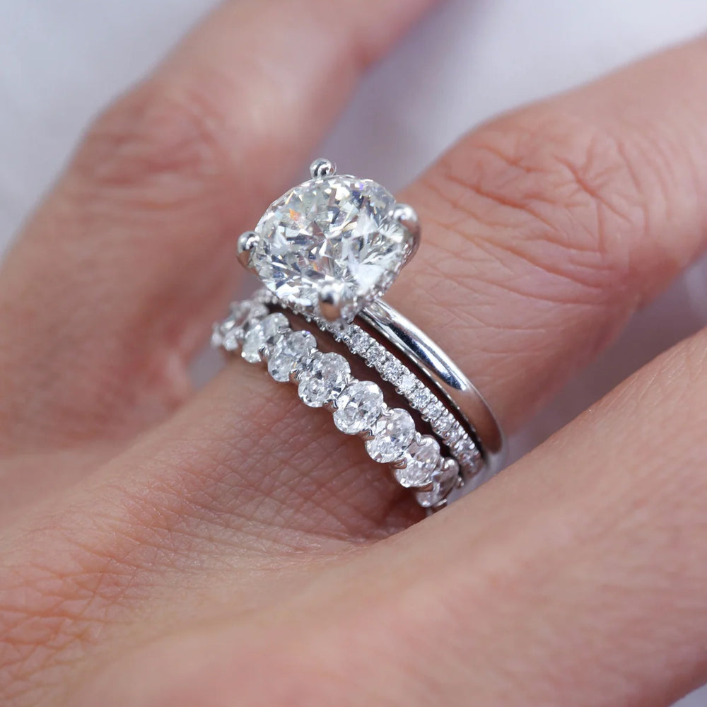 New Arrival 3CT Round Cut Moissanite Triple Stackable with Hidden Accents Ring Set