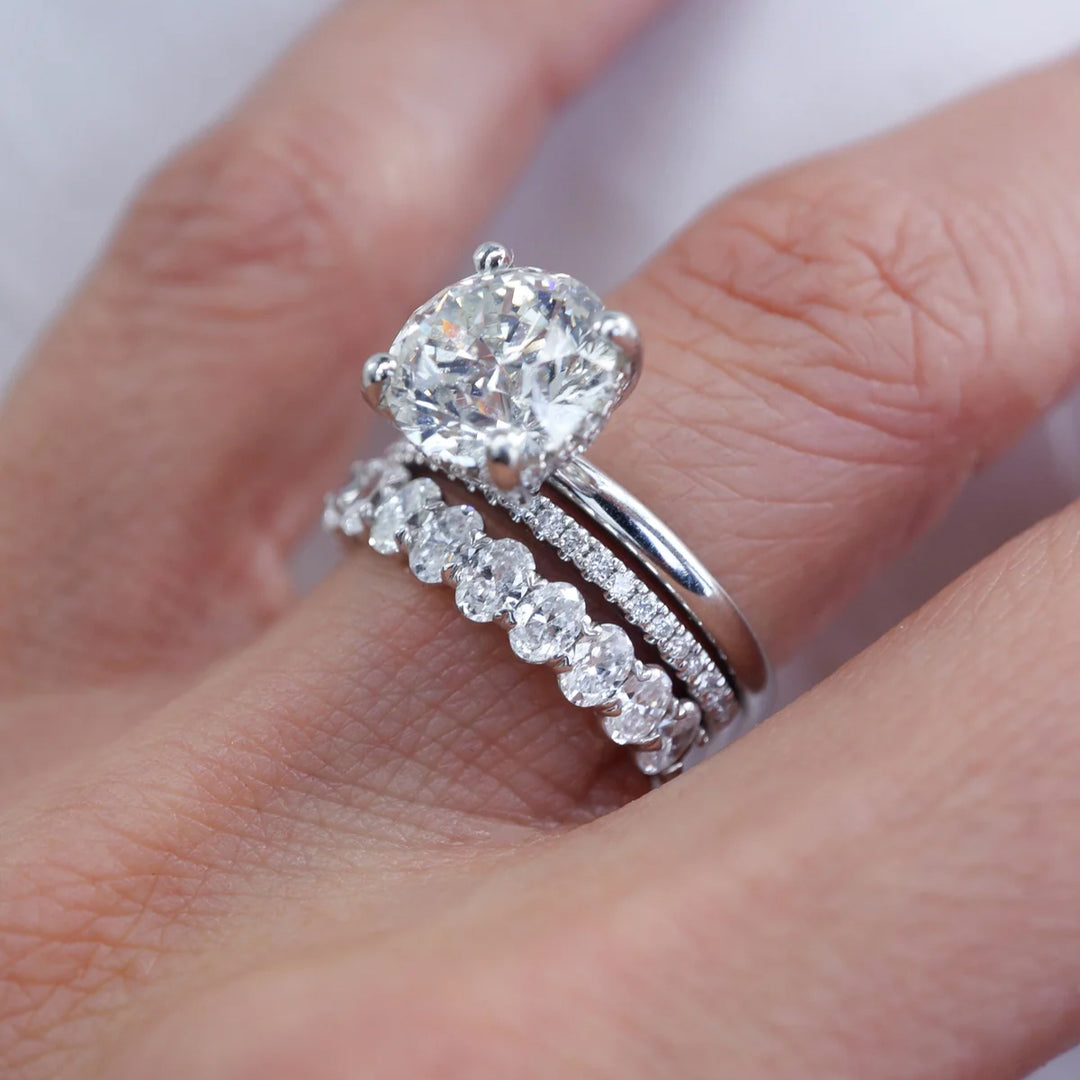 New Arrival 3CT Round Cut Moissanite Triple Stackable with Hidden Accents Ring Set