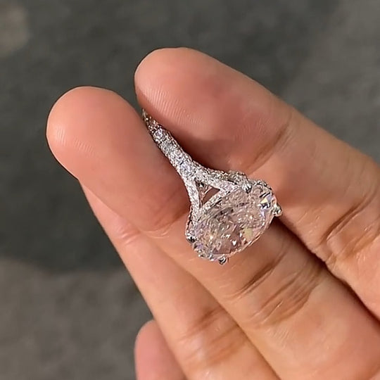 π₯5CT Oval Cut Sparkling Luxury Design Moissanite Engagement Ring