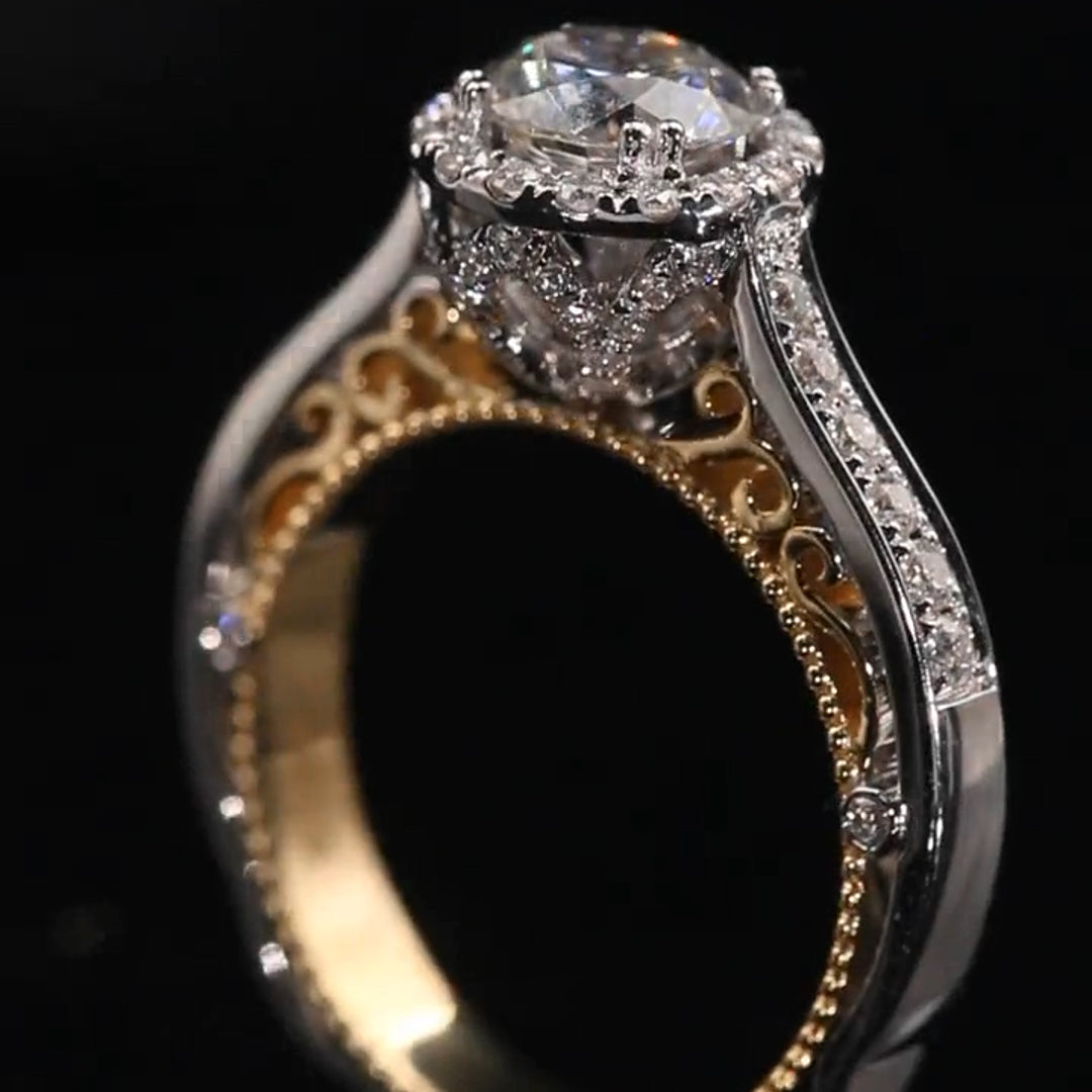 New Luxurious Flower Design Moissanite Engagement Ring
