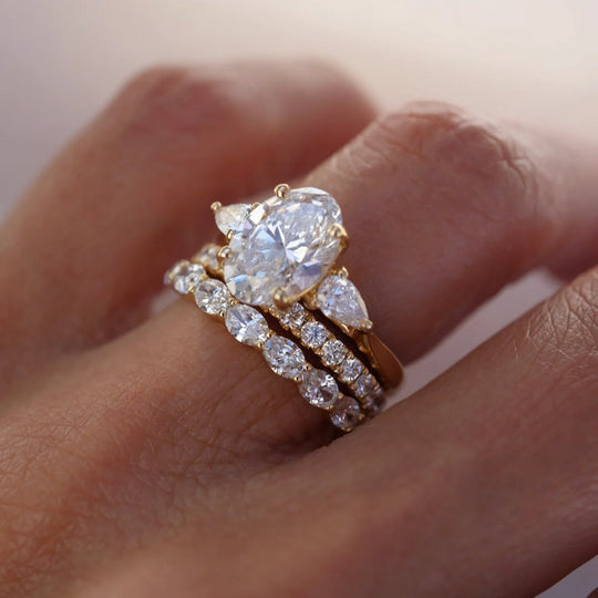 New Arrival 3CT Oval Cut Moissanite Triple Stackable Three-Stone Ring Set
