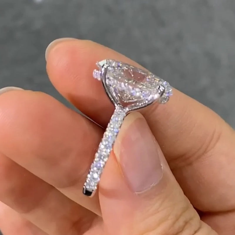 π₯8CT Oval Cut Hidden Halo Side Stones  Moissanite Engagement Ring