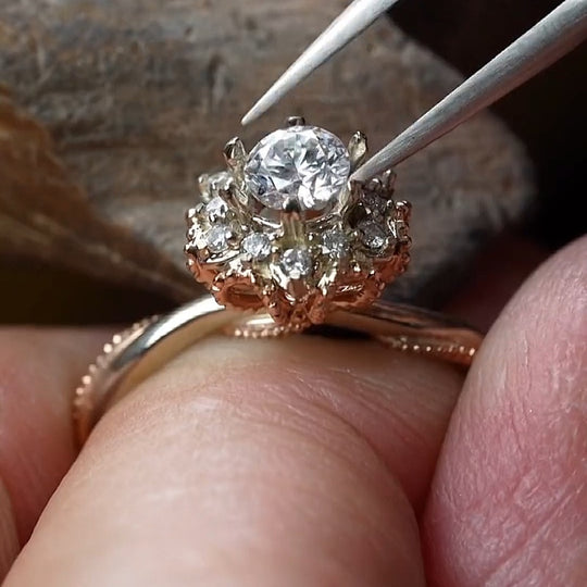 π₯ Holding Flowers Design Moissanite Engagement Ring