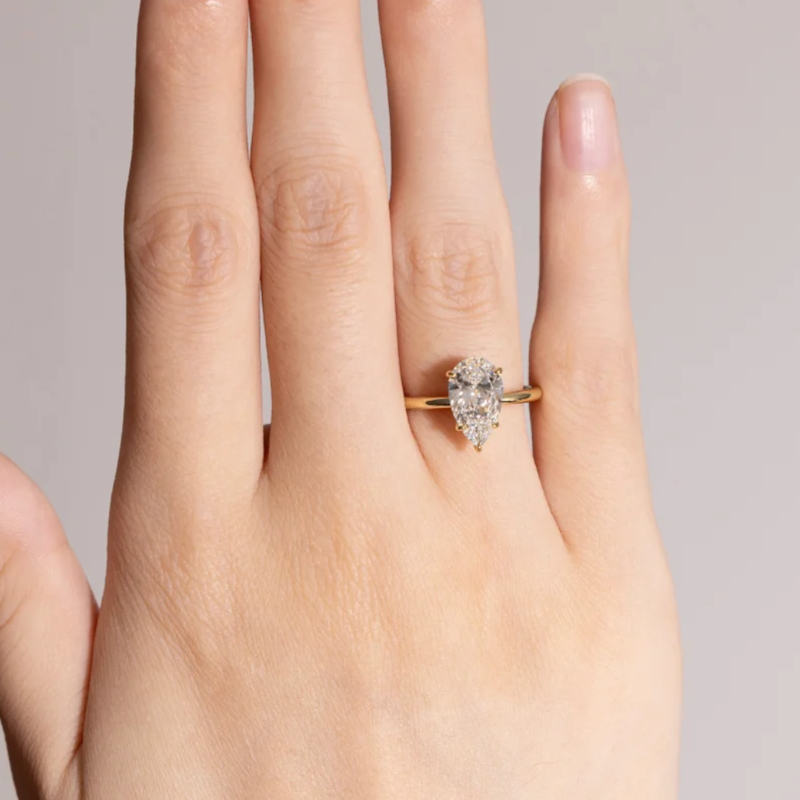 2CT Pear Cut Solitaire Moissanite Engagement Ring