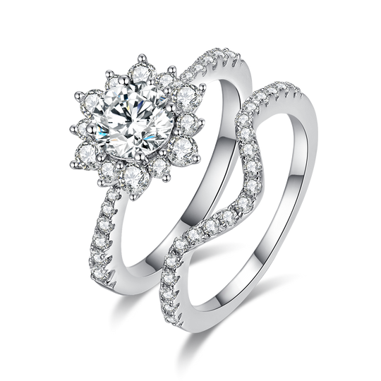 Round Cut Moissanite Engagement and Wedding Ring Set 8