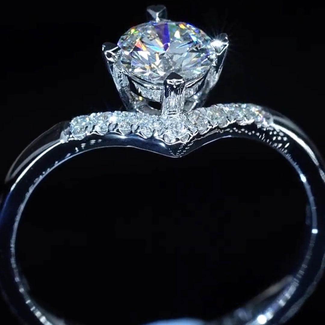 Crown Design Round Cut Moissanite Engagement Ring