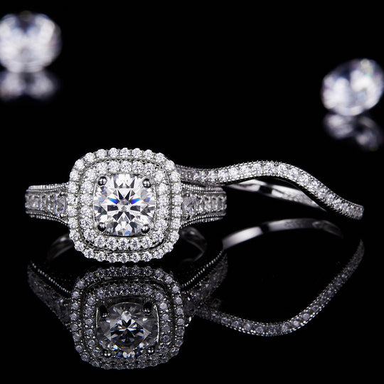 Round Cut Moissanite Moissanite Engagement and Wedding Ring Set 13