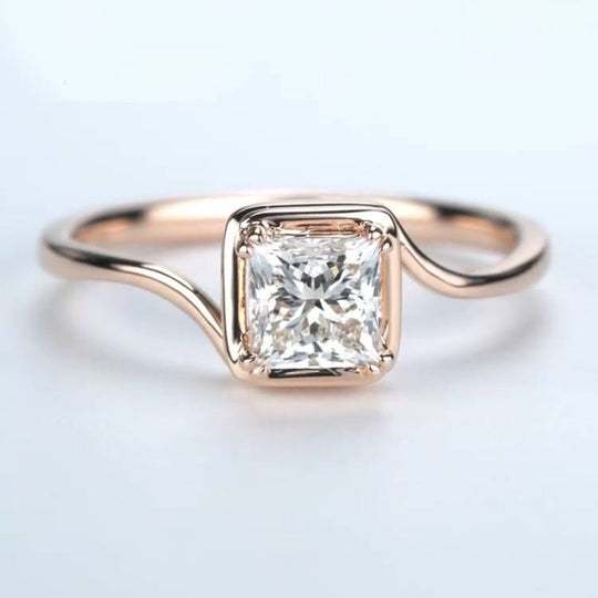 Princess Cut Simple Design Moissanite Engagement Ring