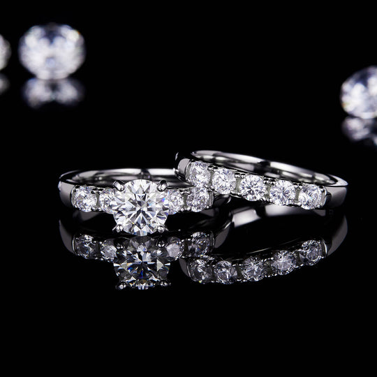 Round Cut Moissanite Moissanite Engagement and Wedding Ring Set 14