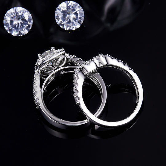 Round Cut Moissanite Moissanite Engagement and Wedding Ring Set 15