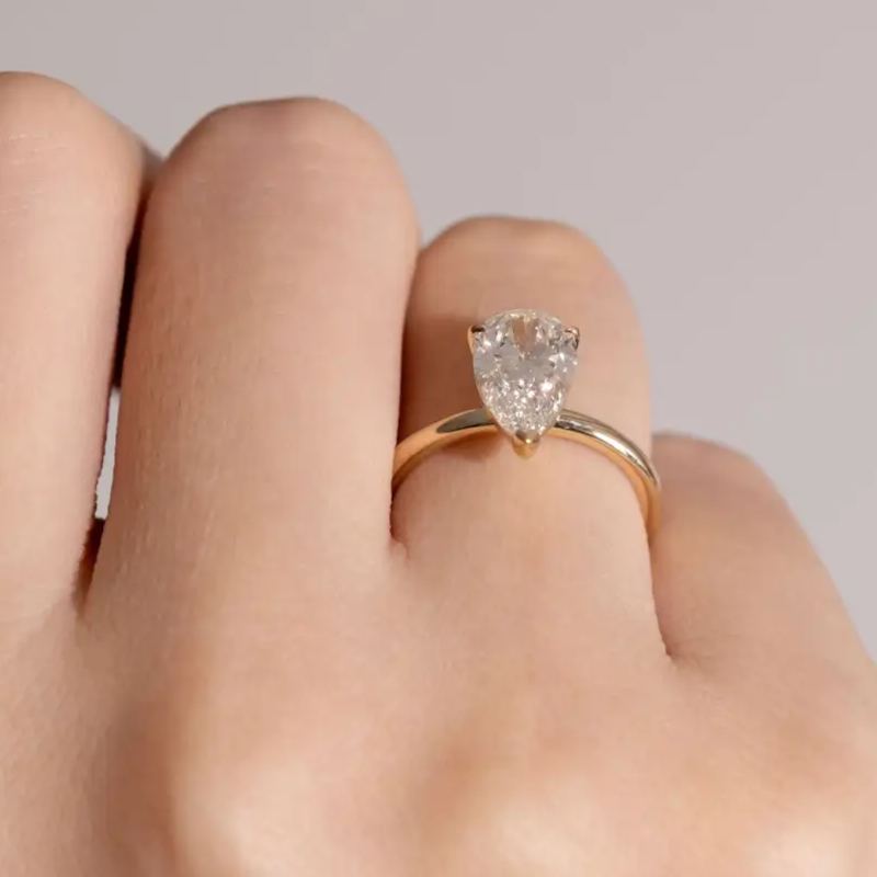 2CT Pear Cut Solitaire Moissanite Engagement Ring