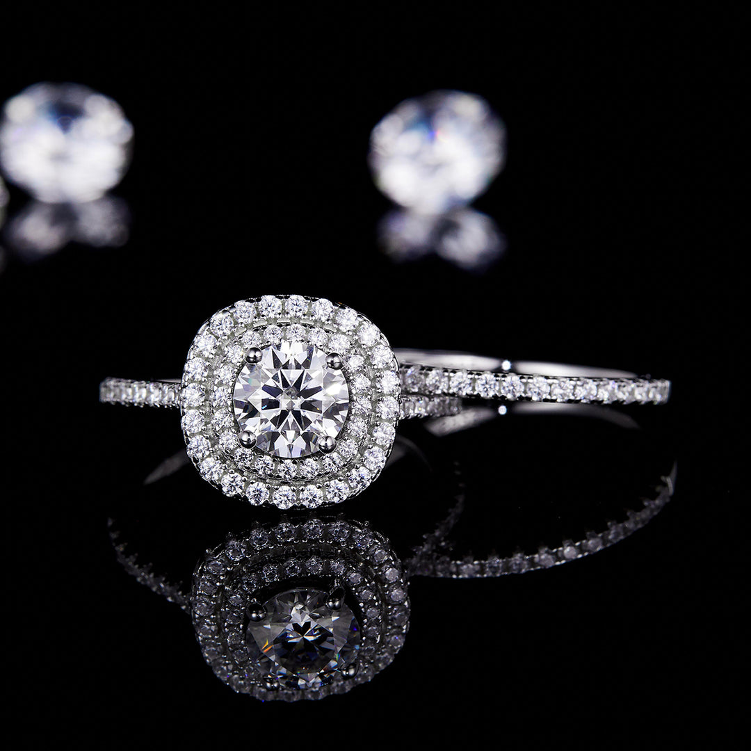 Round Cut Moissanite Engagement and Wedding Ring Set 3