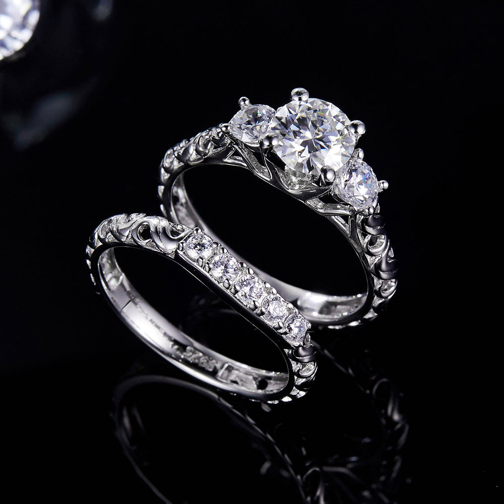 Round Cut Moissanite Engagement and Wedding Ring Set 4