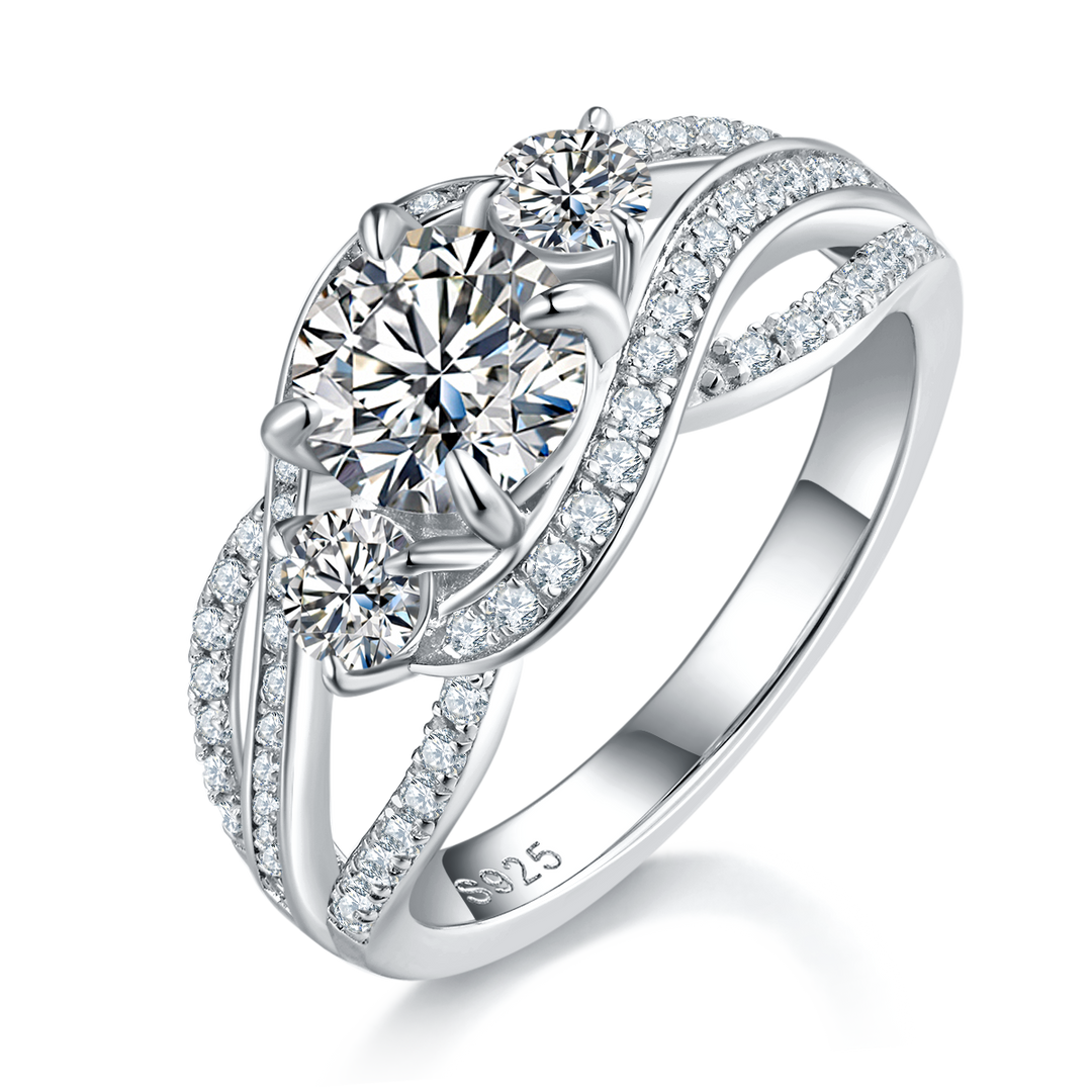 Round Cut Moissanite Moissanite Engagement and Wedding Ring Set