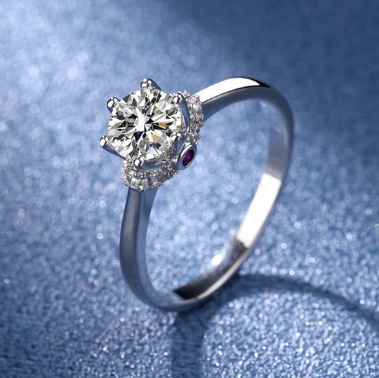 Crown V-Shaped Moissanite Diamond Engagement Ring