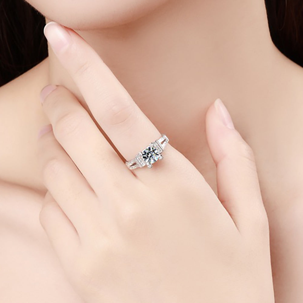 Architectural Design Moissanite Engagement Ring