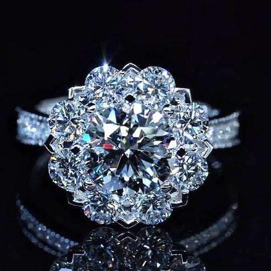 New Arrived Snowflake Halo Design Moissanite Engagement Ring