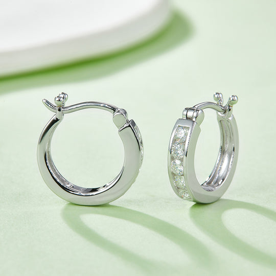 Single Row Half Hoop S925 Silver Moissanite Earrings