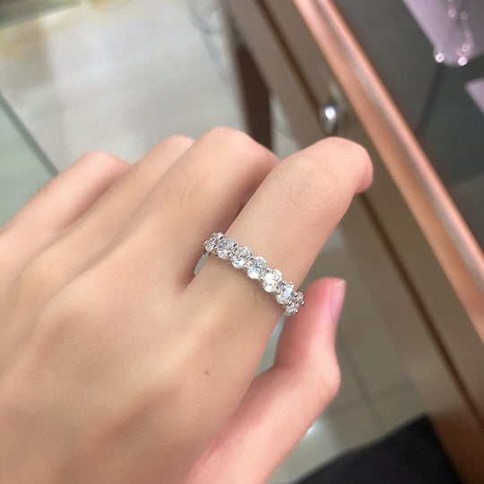 Nhẫn cưới hình bầu dục Moissanite Half Eternity Matching