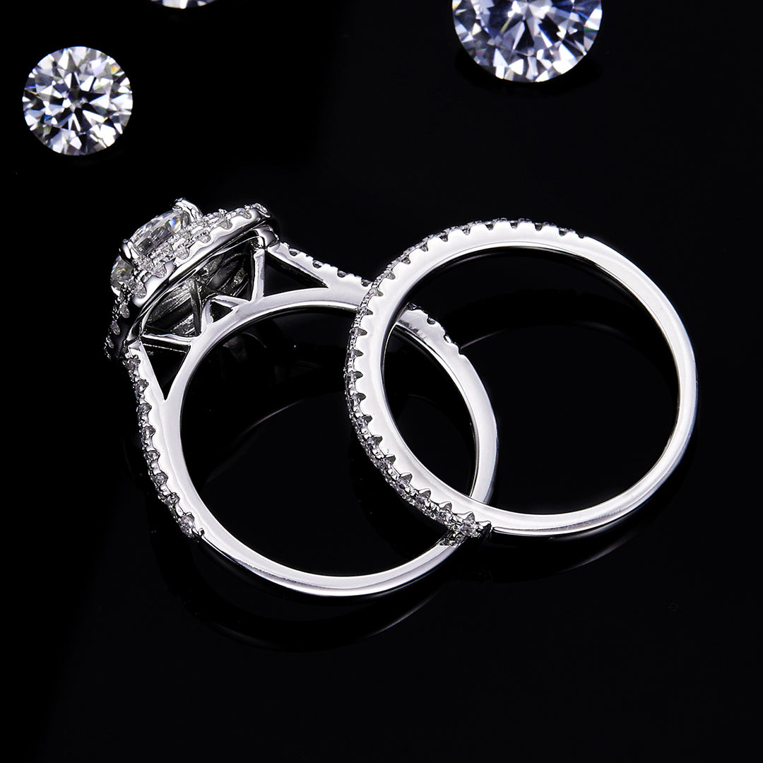 Round Cut Moissanite Engagement and Wedding Ring Set 3