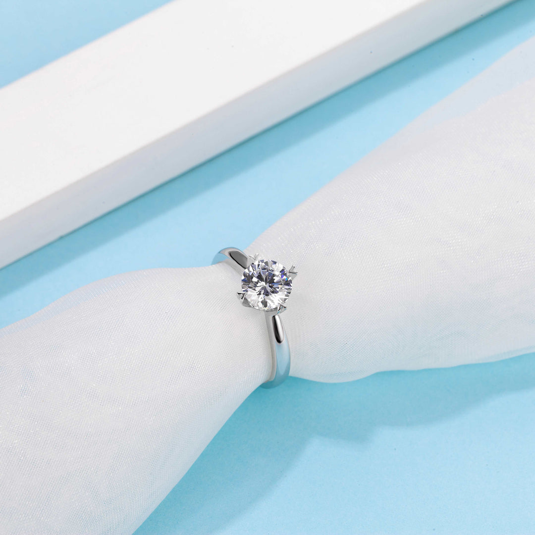 Simple Heart Prongs Design Moissanite Engagement Ring