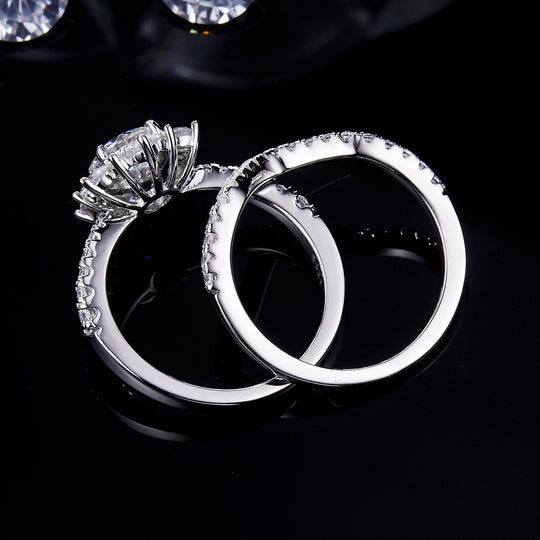 Round Cut Moissanite Engagement and Wedding Ring Set 8