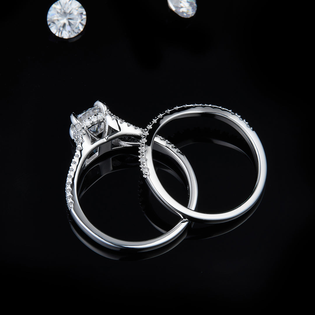 Round Cut Moissanite Moissanite Engagement and Wedding Ring Set 2