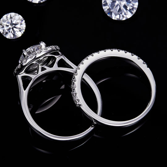 Round Cut Moissanite Moissanite Engagement and Wedding Ring Set 12