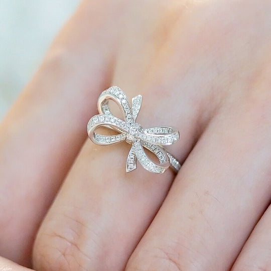 Elegant Bowknot Design Moissanite Ring