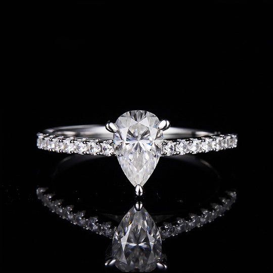 Simple Design Pear Cut Moissanite Ring