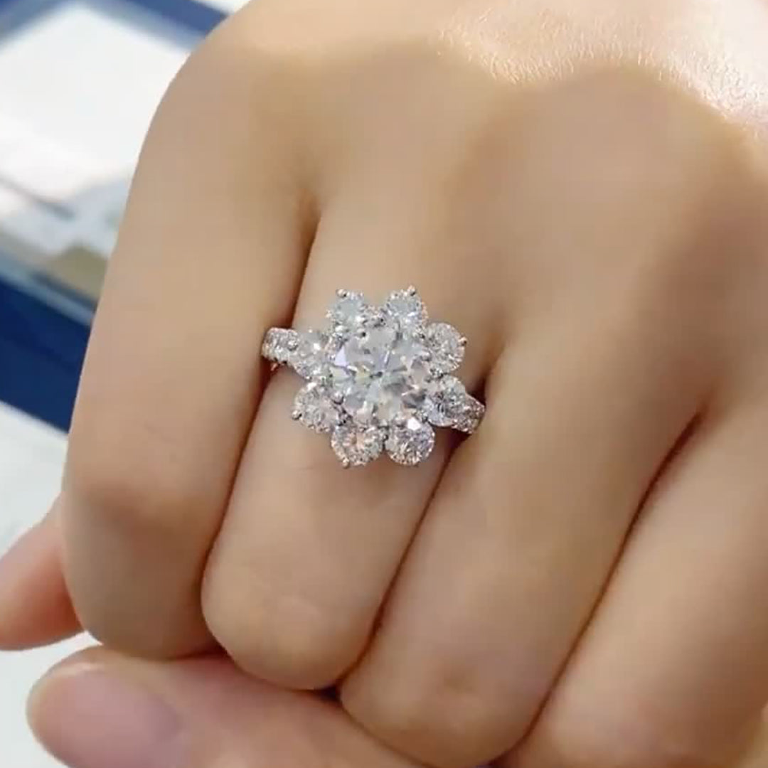 Classic FLower Design Moissanite Engagement Ring