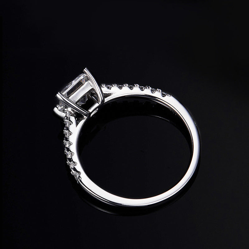 Simple Design Princess Cut Moissanite Ring