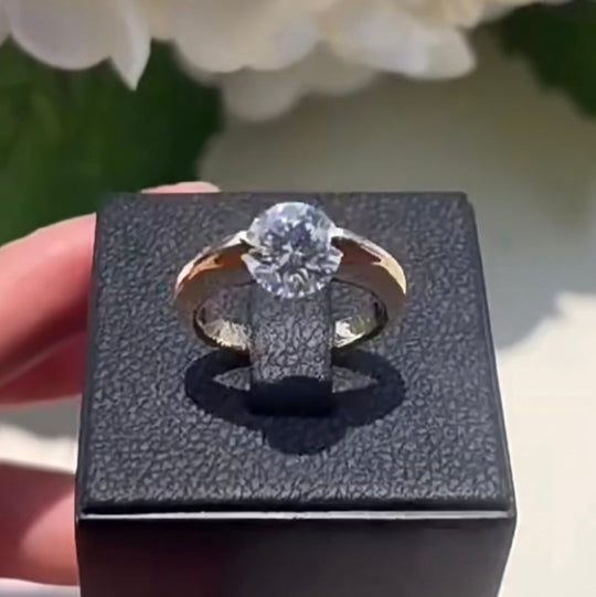 Funny Rotatable Moissanite Engagement Ring