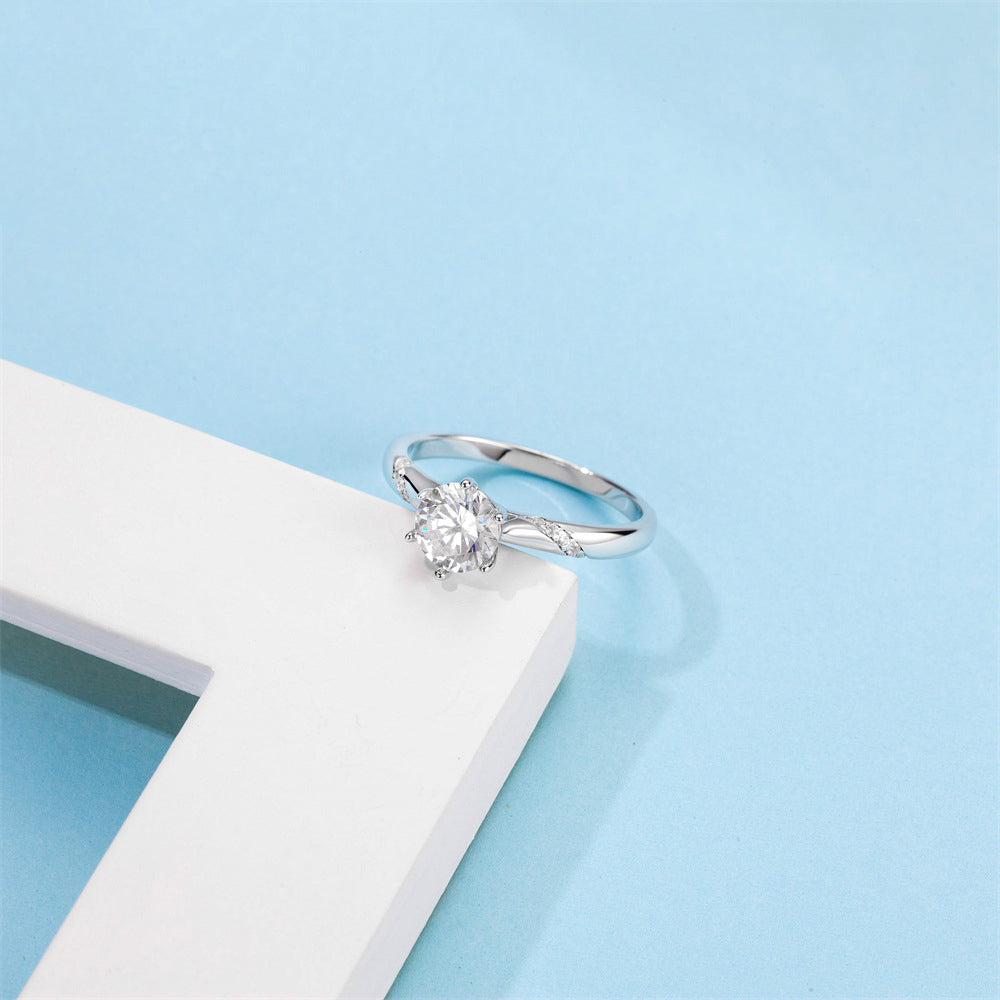 Simple Classic 6 Prongs Moissanite Ring