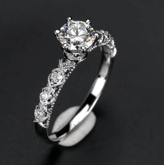 Vintage Design Moissanite Engagement Ring