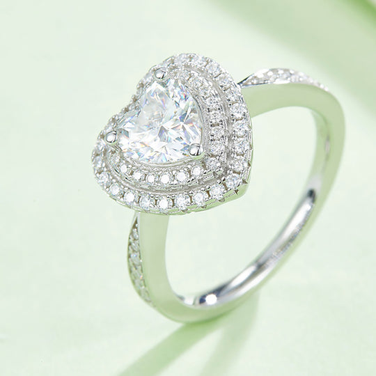 Nhẫn đôi Moissanite thiết kế Halo hình trái tim