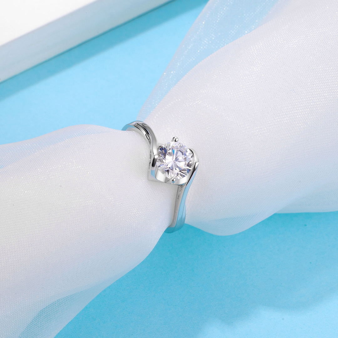 Kiss of Angel Moissanite Engagement Ring